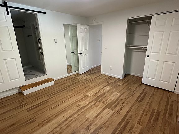 5th image of 898 Bonita Dr #1