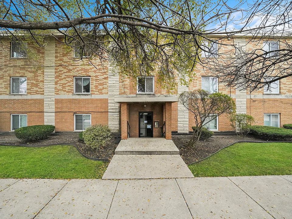 1st image of 5209 S Leclaire Ave APT 2A