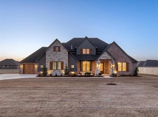 2215 Dax Ln, Norman, OK 73072