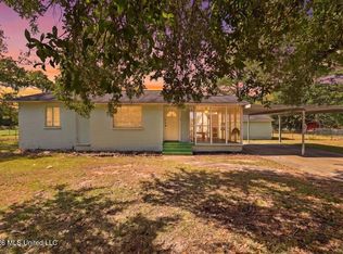 6117 Elder Ferry Rd, Moss Point, MS 39563