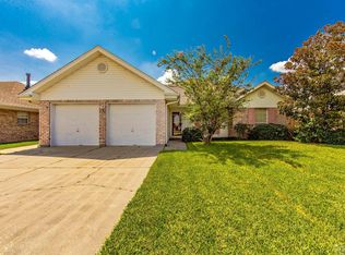 41 Cobblestone E, Houma, LA 70360
