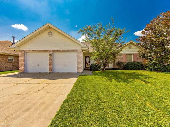 41 Cobblestone E, Houma, LA 70360