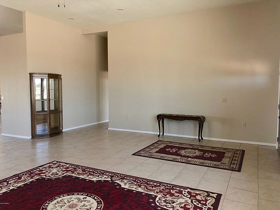 5th image of 310 Rancho La Mesa Dr