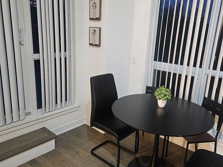9199 Yonge St #318 — Photo 17