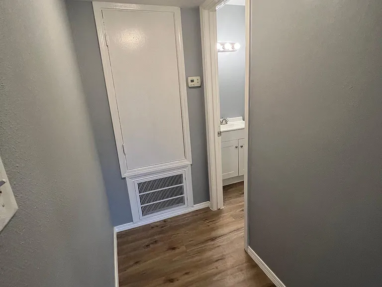 527 E Caney St #F — Photo 7