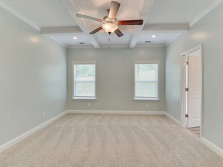 183 Williston Rd — Photo 7