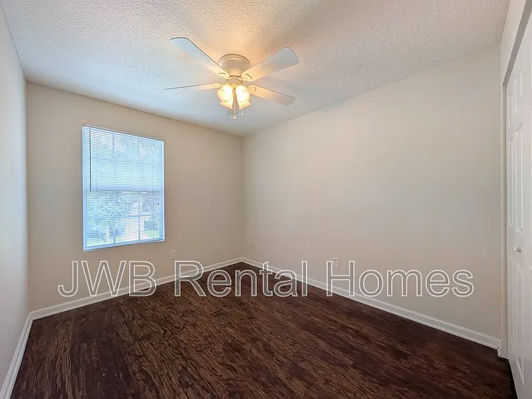 7141 Timmerman Ln — Photo 10
