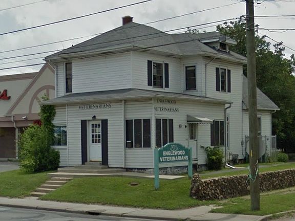 3rd image of 3203 E Washington St