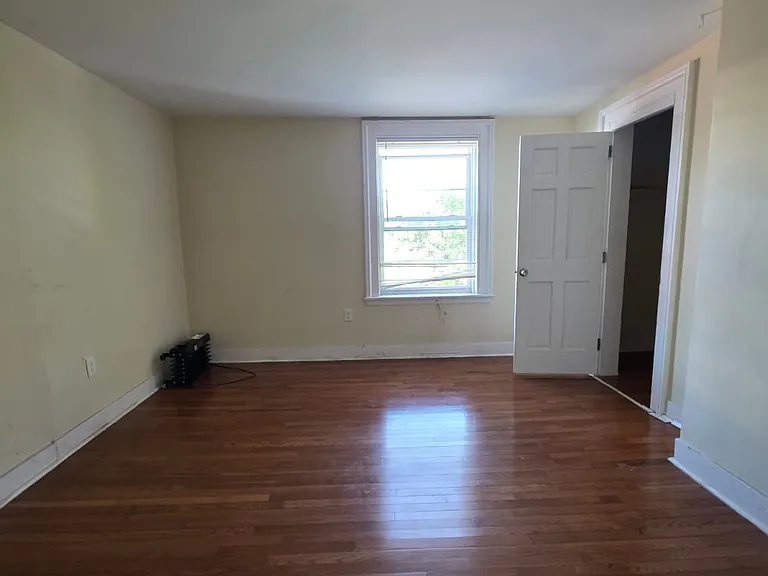 133 Hobart St #2A — Photo 13