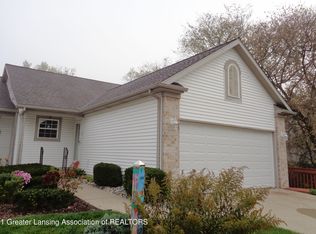 2060 Wyndham Hills Dr, Holt, MI 48842
