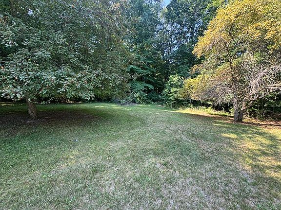 4th image of 3700 E Bevens Rd