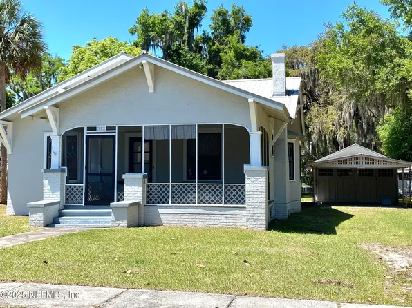 312 OAK Street, Crescent City, FL 32112