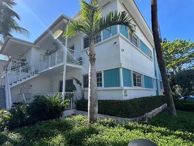 1160 103rd St APT 5, Bay Harbor Islands, FL, 33154