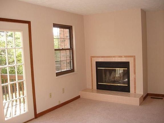 2nd image of 111 Elk Ct