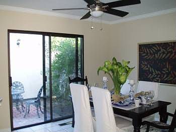 4th image of 253 Sierra Vista Ave