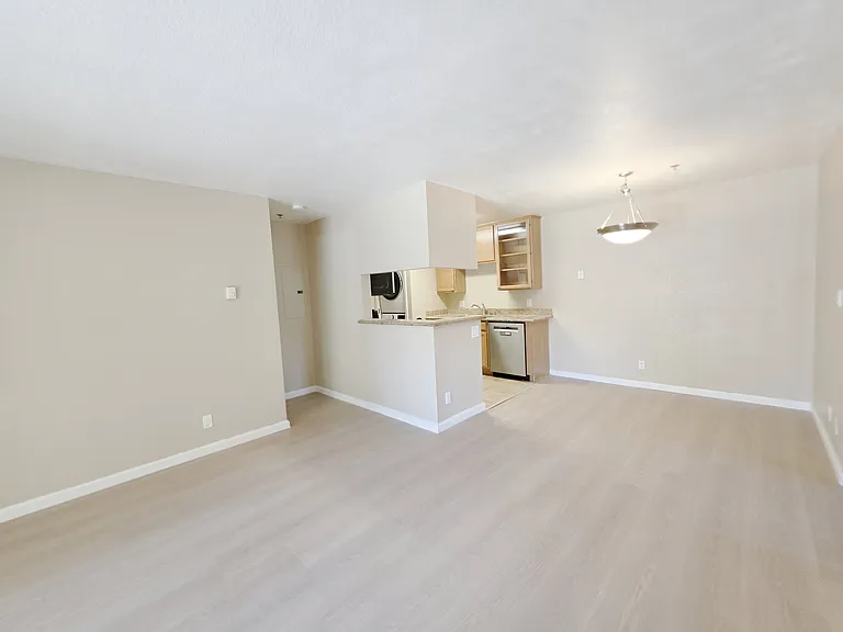 880 E Fremont Ave #301 — Photo 2