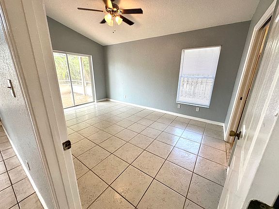 5th image of 4594 Helena Dr