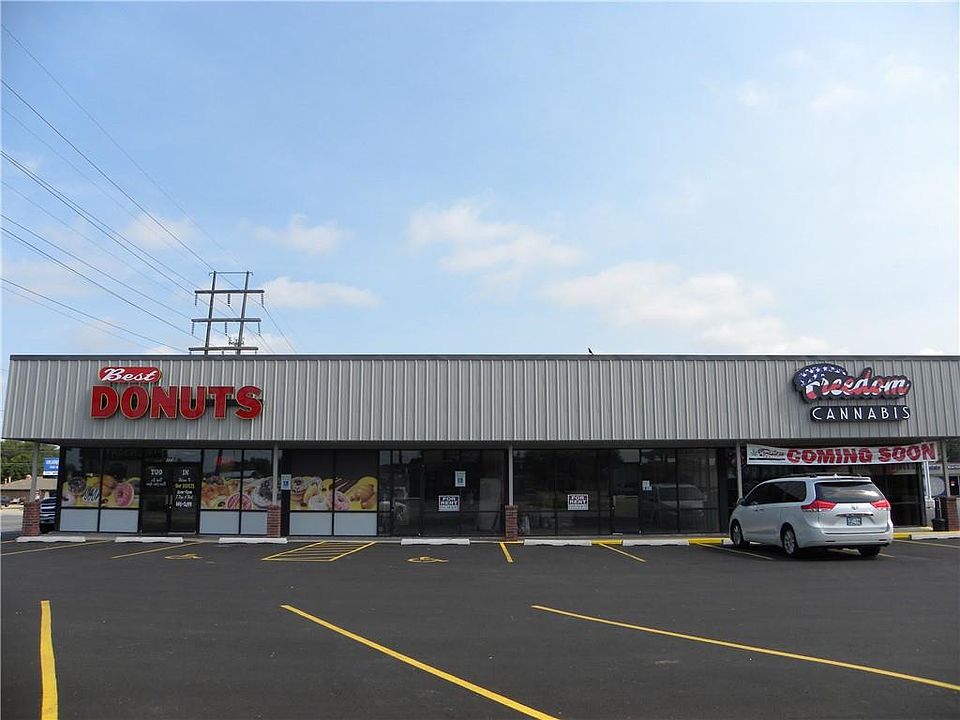 1st image of 4301 SE 15th St Ste B