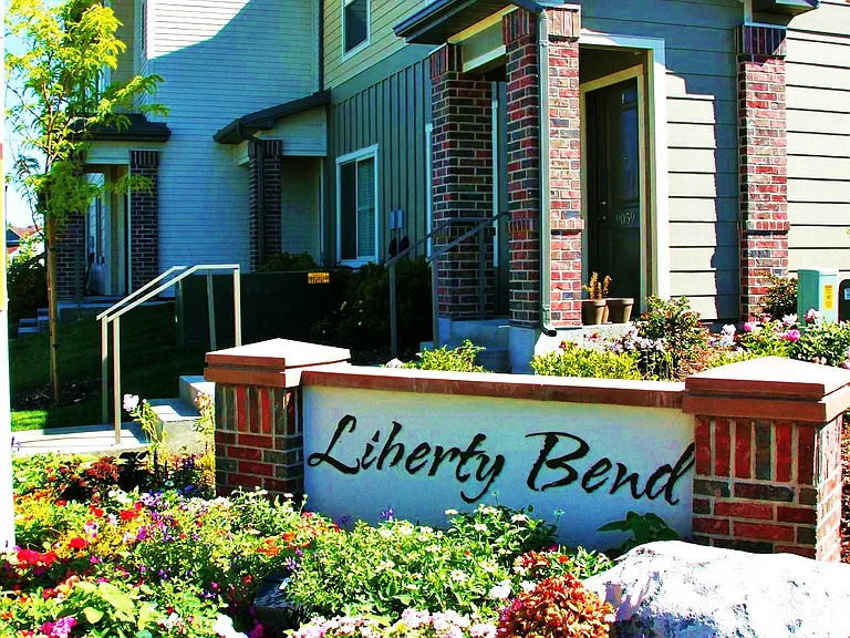 Liberty Bend — Photo 9