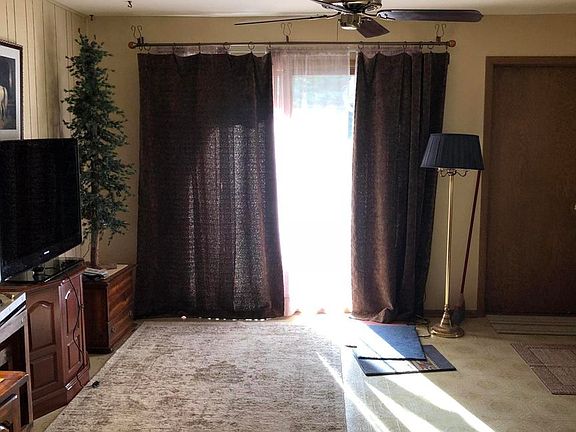 5th image of 1211 W Willow Dr