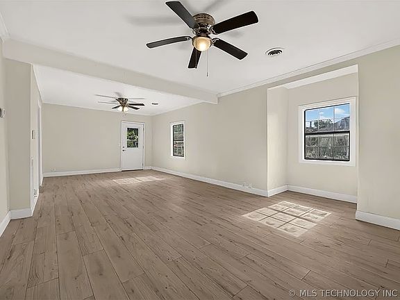 3rd image of 610 E 5th St