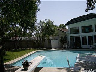 2nd image of 7025 Walnut Woods Dr