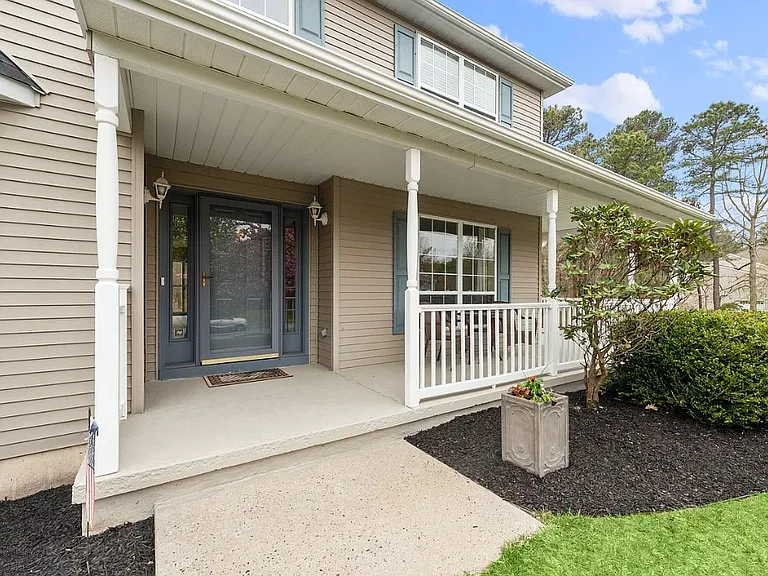 5 Sandcastle Ct — Photo 2
