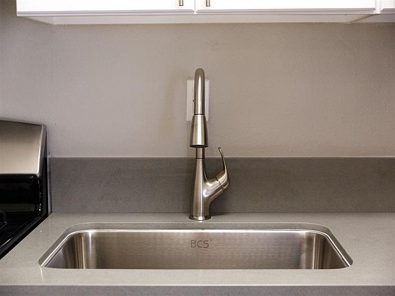 3rd image of 816 S Park View St APT 108
