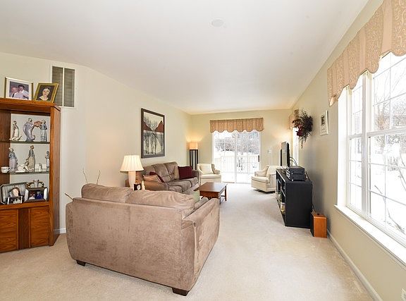 2nd image of 11135 Edgebrook Ln #A