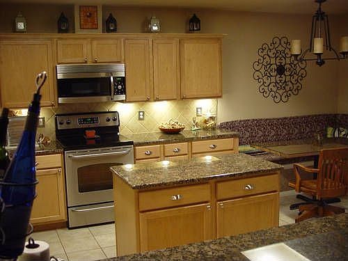 2nd image of 6403 Lynn Ln