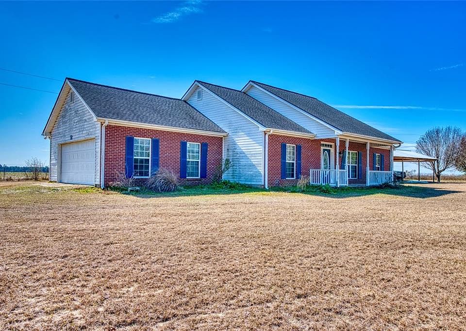 1st image of 441 Weaver Rd