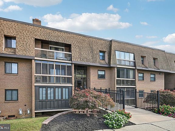 4th image of 5426 Valley Green Dr #40D3