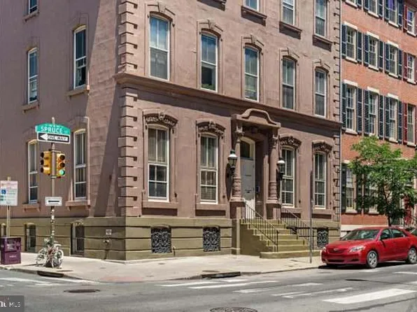 1010 Spruce St APT 1F, Philadelphia, PA 19107