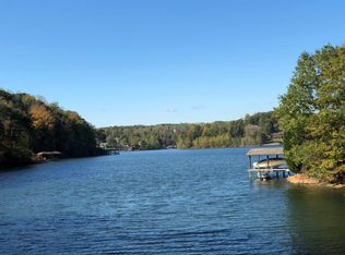 1223 Lester Ln, Goodview, VA 24095