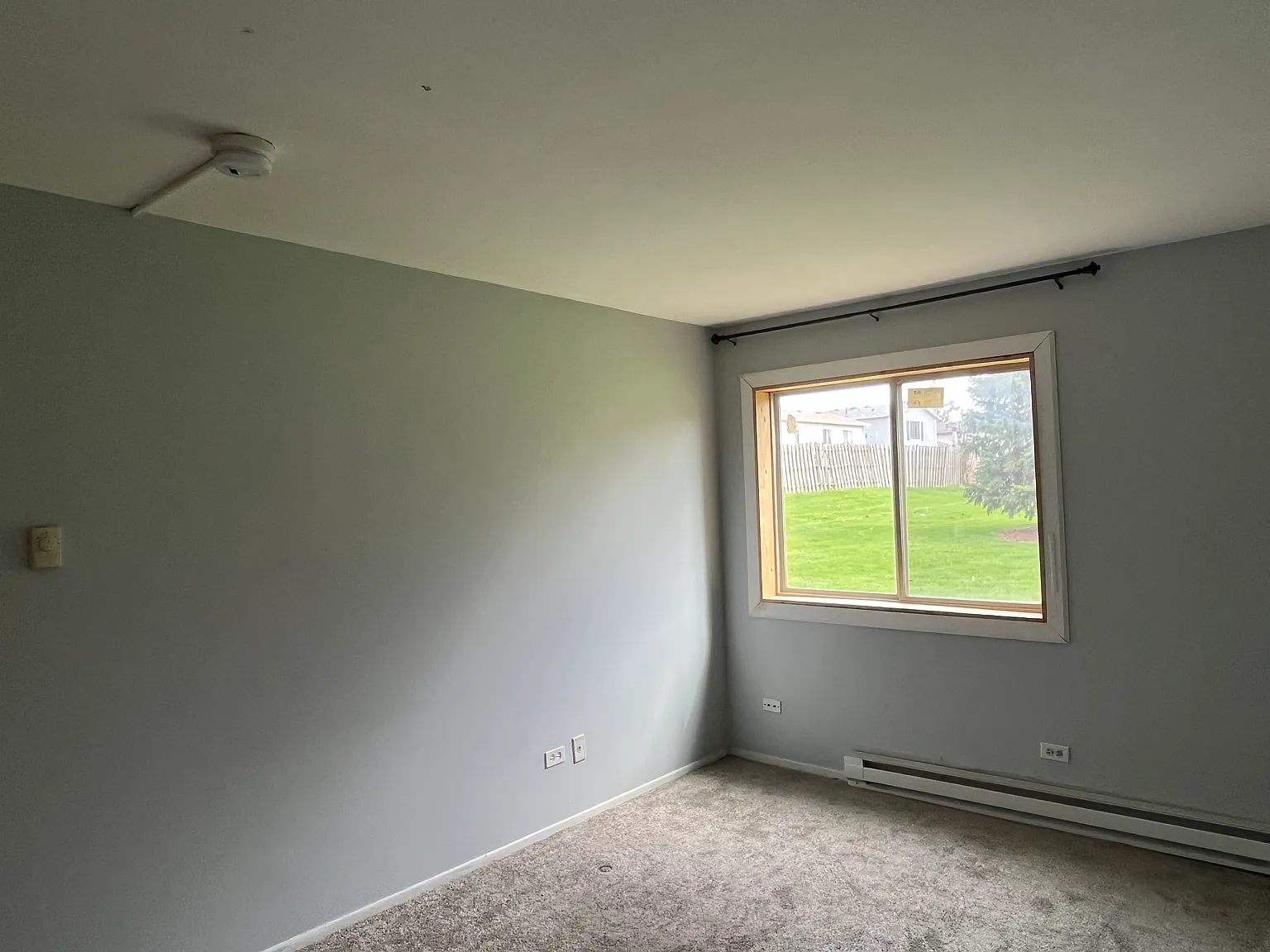 2 bed, 1000 sqft, $1,650 — Photo 4