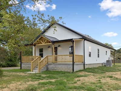 404 W 4th Ave, Hohenwald, TN, 38462
