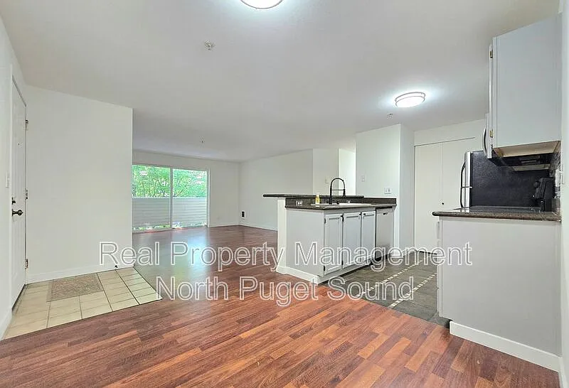 1001 W Casino Rd — Photo 3
