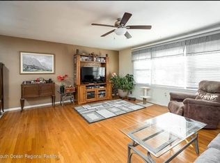 11 Evergreen Pl, Howell, NJ 07731