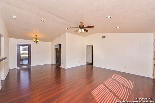 4th image of 1227 Oblate Dr
