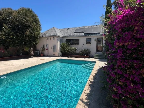 726 S Oak St, Santa Ana, CA 92701