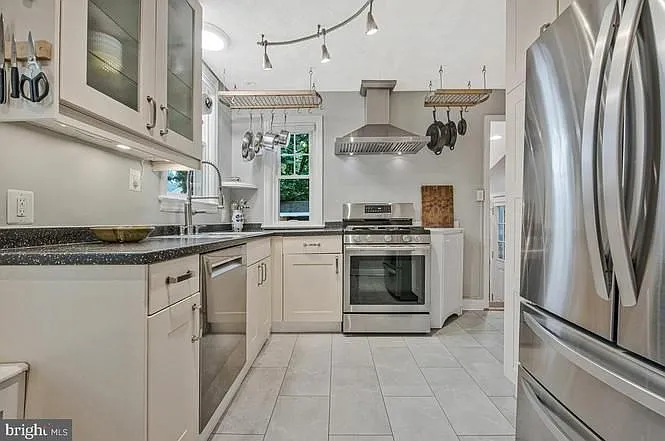 4205 Longfellow St #HOUSE — Photo 21
