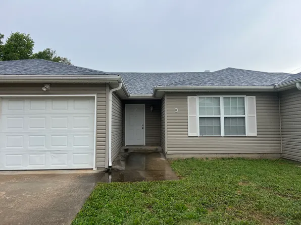 2056 W 5th St #B, Webb City, MO 64870