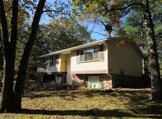 3689 Forest Rd, Oscoda, MI 48750