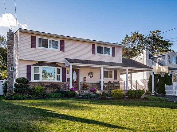 2nd image of 12 Seley Dr