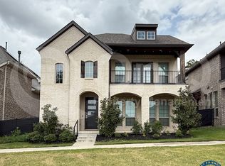 732 Patriot Ln, Irving, TX 75060