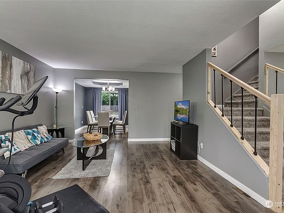 4th image of 14608 15th Avenue S