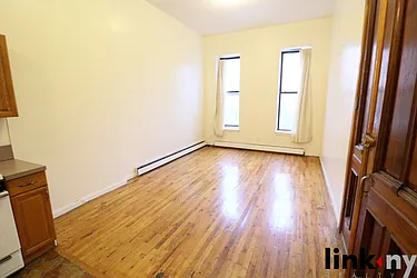 Rented by Link NY Realty