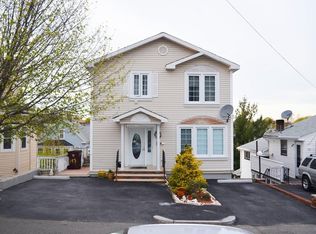 137 Warren St, Revere, MA 02151