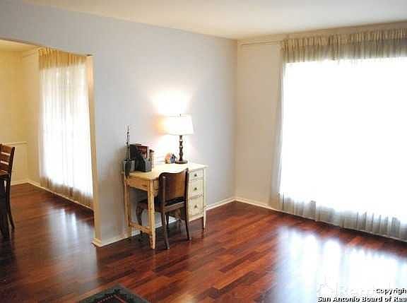2nd image of 634 Crestway Dr