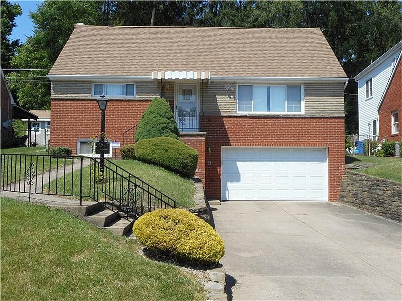 1st image of 218 Sunny Dr